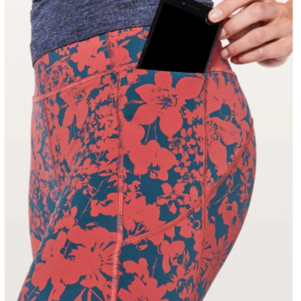 Lululemon Final Lap Crop *23